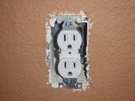 Unsealed Outlet Plug